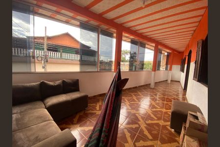 Casa à venda com 136m², 8 quartos e 3 vagasÁrea comum