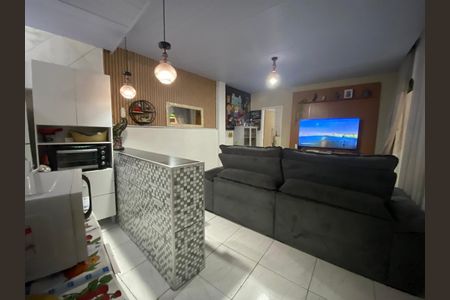 Casa à venda com 136m², 8 quartos e 3 vagasSala 2