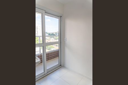 Apartamento para alugar com 72m², 2 quartos e 1 vagaÁrea de serviço