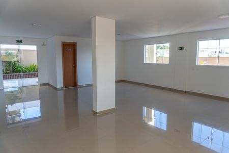 Apartamento para alugar com 72m², 2 quartos e 1 vagaÁrea comum - Salão de Festas