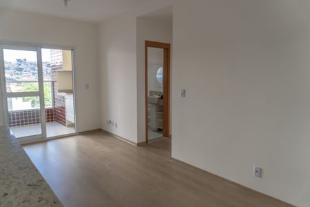 Apartamento para alugar com 72m², 2 quartos e 1 vagaSala