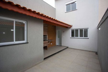 Casa à venda com 183m², 3 quartos e 4 vagasQuintal