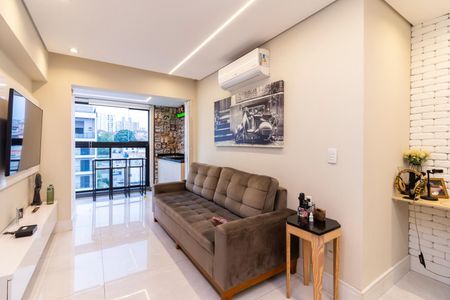 Sala de apartamento à venda com 2 quartos, 57m² em Vila Ester (zona Norte), São Paulo