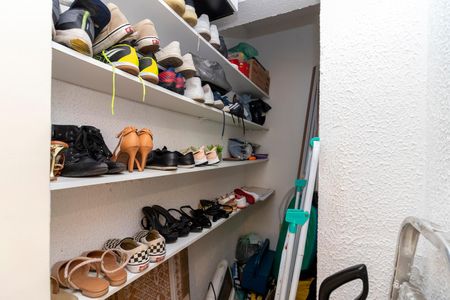 Apartamento à venda com 57m², 2 quartos e 1 vagaEntrada - Armário