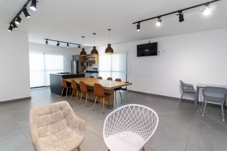 Apartamento à venda com 57m², 2 quartos e 1 vagaÁrea comum