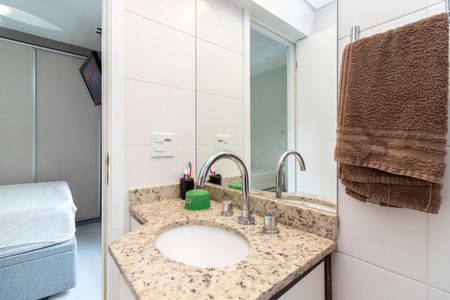 Apartamento à venda com 57m², 2 quartos e 1 vagaBanheiro da Suíte