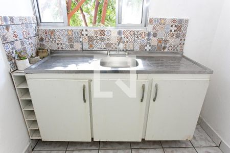 Casa para alugar com 85m², 2 quartos e sem vaga Casa para alugar com 85m², 2 quartos e sem vagaCozinha