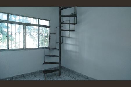 Casa para alugar com 85m², 2 quartos e sem vaga Casa para alugar com 85m², 2 quartos e sem vagaSala