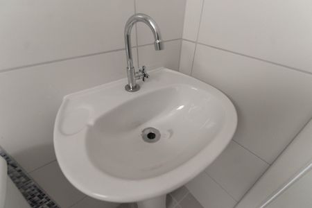 Apartamento para alugar com 35m², 2 quartos e sem vaga Apartamento para alugar com 35m², 2 quartos e sem vagaBanheiro