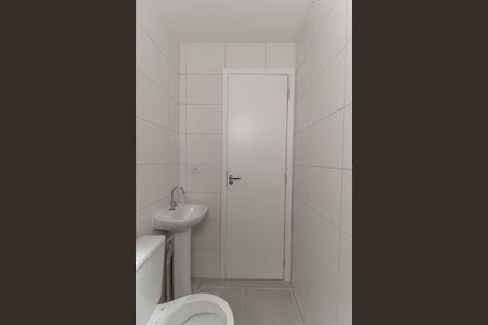 Apartamento para alugar com 35m², 2 quartos e sem vaga Apartamento para alugar com 35m², 2 quartos e sem vagaBanheiro