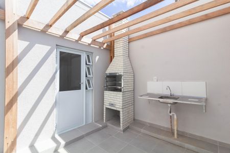 Apartamento para alugar com 35m², 2 quartos e sem vaga Apartamento para alugar com 35m², 2 quartos e sem vagaÁrea comum - Churrasqueira