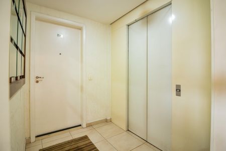 Apartamento à venda com 134m², 3 quartos e 2 vagasHall de entrada