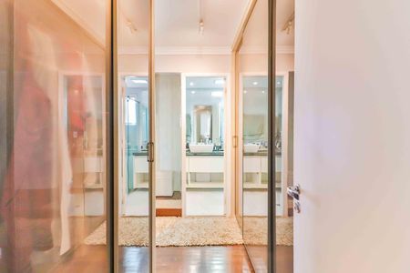 Apartamento à venda com 134m², 3 quartos e 2 vagasQuarto 3 Suite 2