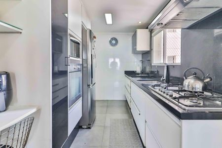 Apartamento à venda com 134m², 3 quartos e 2 vagasCozinha e Área de Serviço