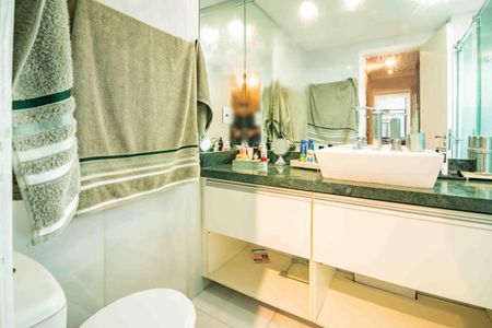 Apartamento à venda com 134m², 3 quartos e 2 vagasQuarto 3 Suite 2