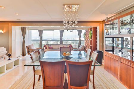 Apartamento à venda com 134m², 3 quartos e 2 vagasSala