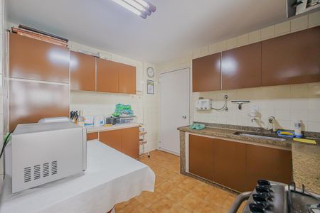 Apartamento à venda com 209m², 3 quartos e 2 vagasCozinha