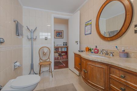 Apartamento à venda com 209m², 3 quartos e 2 vagasBanheiro