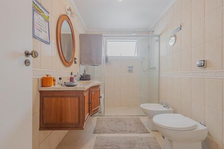 Apartamento à venda com 209m², 3 quartos e 2 vagasBanheiro