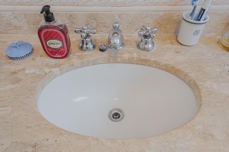 Apartamento à venda com 209m², 3 quartos e 2 vagasBanheiro da Suíte