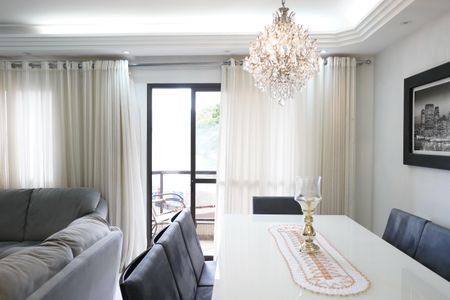 Apartamento à venda com 125m², 3 quartos e 2 vagasSala