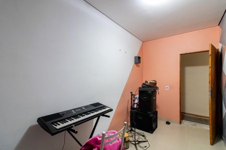 Casa à venda com 167m², 4 quartos e 2 vagasQuarto 4