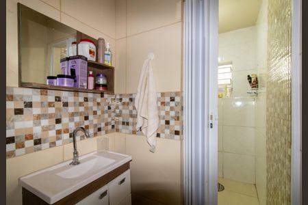 Casa à venda com 167m², 4 quartos e 2 vagasBanheiro