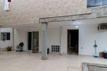 Casa à venda com 167m², 4 quartos e 2 vagasArea Externa