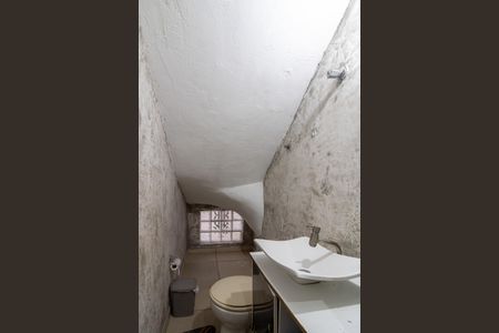 Casa à venda com 167m², 4 quartos e 2 vagasLavabo