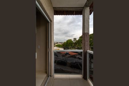 Casa à venda com 167m², 4 quartos e 2 vagasSacada do Quarto 1