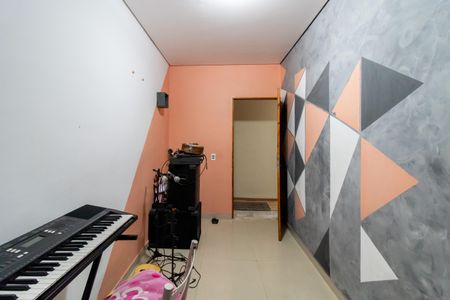 Casa à venda com 167m², 4 quartos e 2 vagasQuarto 4