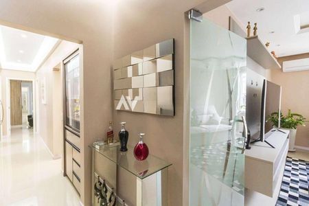 Apartamento à venda com 123m², 3 quartos e 1 vaga