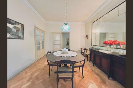 Apartamento à venda com 240m², 3 quartos e sem vaga