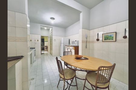 Apartamento à venda com 240m², 3 quartos e sem vaga