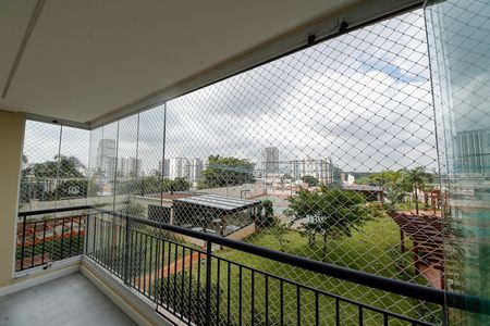 Apartamento à venda com 90m², 3 quartos e 2 vagasVaranda