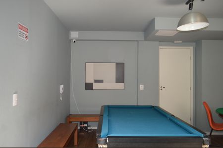 Apartamento à venda com 32m², 2 quartos e sem vagaÁrea comum