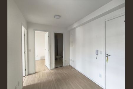 Apartamento à venda com 32m², 2 quartos e sem vaga Apartamento à venda com 32m², 2 quartos e sem vagaSala