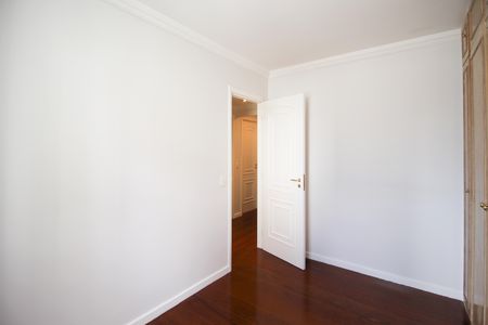Apartamento para alugar com 90m², 2 quartos e 2 vagas Apartamento para alugar com 90m², 2 quartos e 2 vagasQuarto