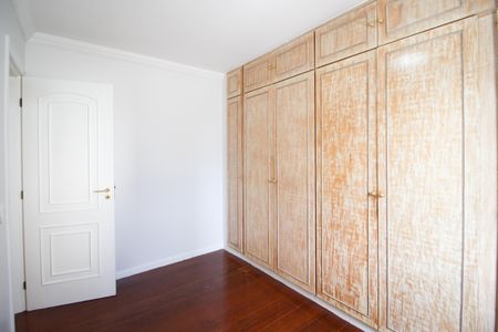 Apartamento para alugar com 90m², 2 quartos e 2 vagas Apartamento para alugar com 90m², 2 quartos e 2 vagasQuarto