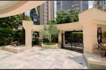Apartamento para alugar com 90m², 2 quartos e 2 vagas Apartamento para alugar com 90m², 2 quartos e 2 vagasEntrada
