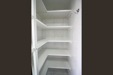 Apartamento para alugar com 90m², 2 quartos e 2 vagas Apartamento para alugar com 90m², 2 quartos e 2 vagasDespensa