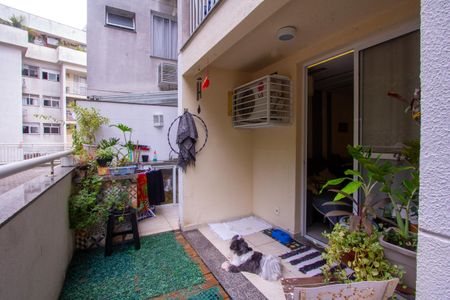 Apartamento à venda com 67m², 2 quartos e 1 vaga Apartamento à venda com 67m², 2 quartos e 1 vagaVaranda da Sala