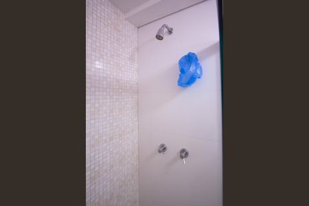 Apartamento à venda com 67m², 2 quartos e 1 vaga Apartamento à venda com 67m², 2 quartos e 1 vagaBanheiro Social