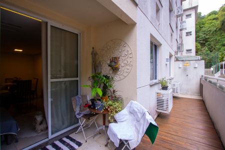 Apartamento à venda com 67m², 2 quartos e 1 vaga Apartamento à venda com 67m², 2 quartos e 1 vagaVaranda da Sala