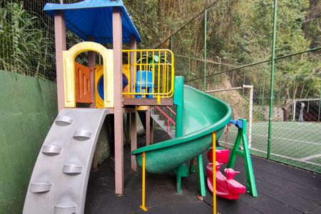 Apartamento à venda com 67m², 2 quartos e 1 vaga Apartamento à venda com 67m², 2 quartos e 1 vagaÁrea comum - Playground