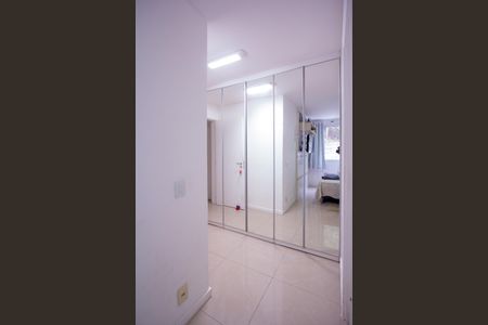 Apartamento à venda com 67m², 2 quartos e 1 vaga Apartamento à venda com 67m², 2 quartos e 1 vagaSuíte