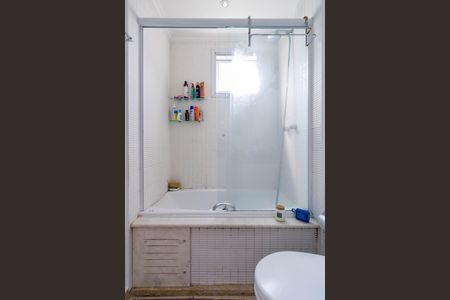 Apartamento à venda com 119m², 3 quartos e 2 vagasBanheiro