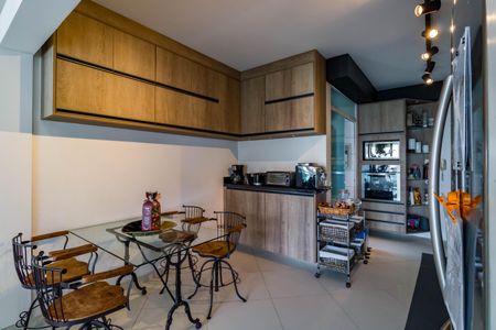 Apartamento à venda com 119m², 3 quartos e 2 vagasCozinha