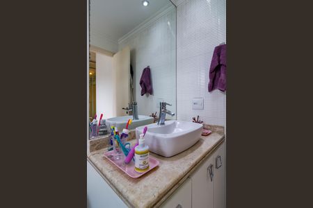 Apartamento à venda com 119m², 3 quartos e 2 vagasBanheiro