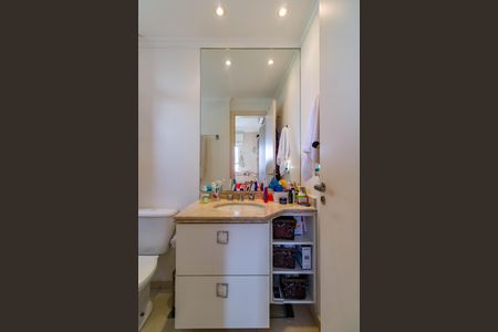 Apartamento à venda com 119m², 3 quartos e 2 vagasBanheiro da Suíte 1